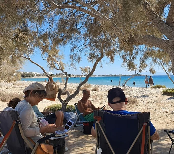 Click here to learn more about this Painting Retreat in Greece!