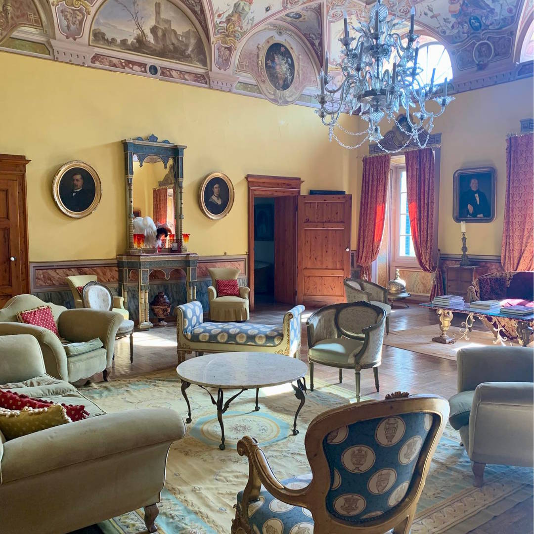 Click here to learn more about this Etching Retreat in Italy!